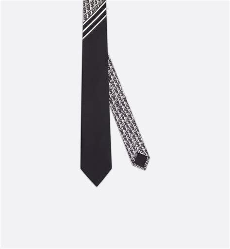 black dior tie.